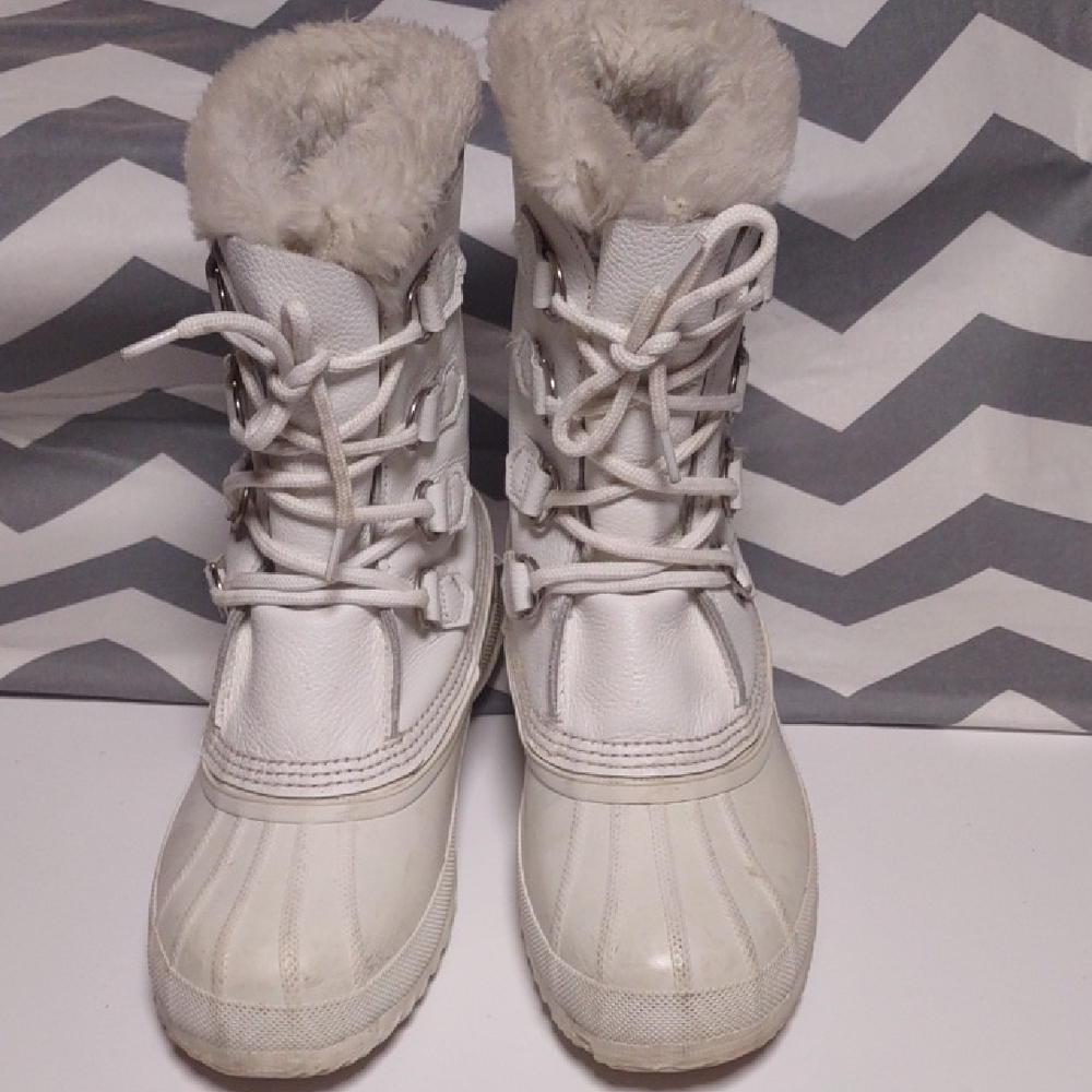 Sorel White Winter & Rain Boots with Furry Cuff and Rubber Sole
